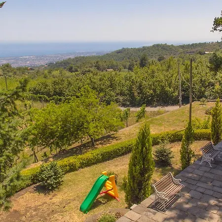 فيلة Le Vignoble Charming Maison